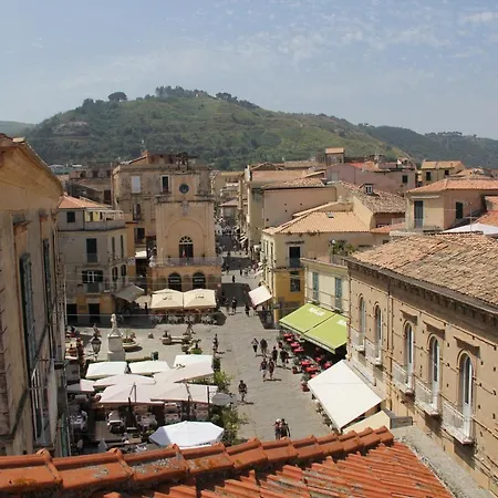 Dorattic * 特罗佩阿